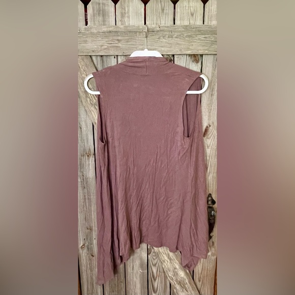 Dusty Rose - Picture 2 of 2